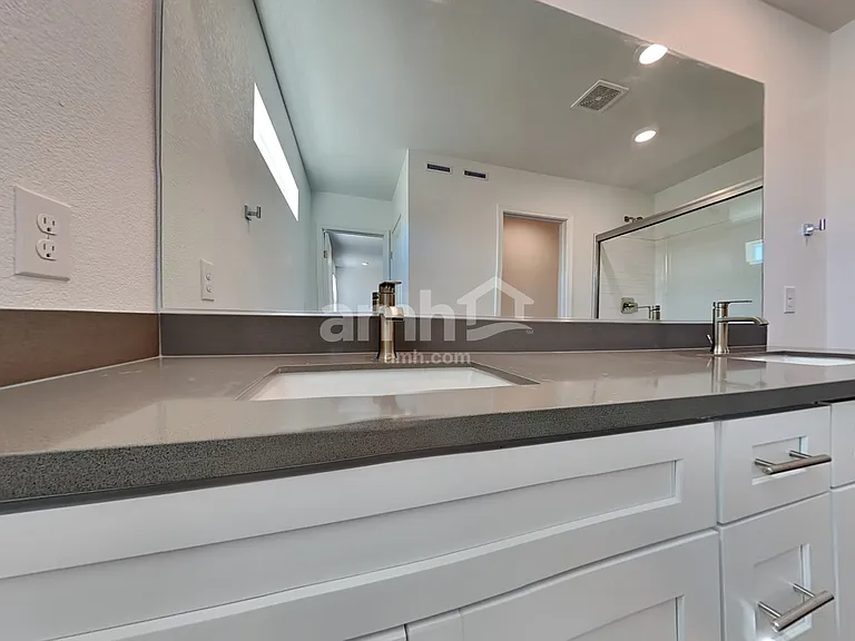 10413 Medusita St — Photo 13