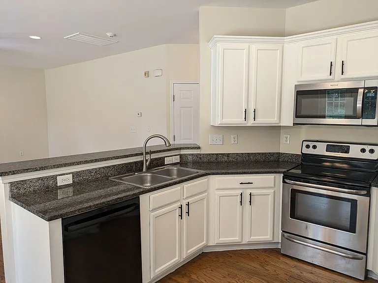 106 Autry Ave — Photo 10