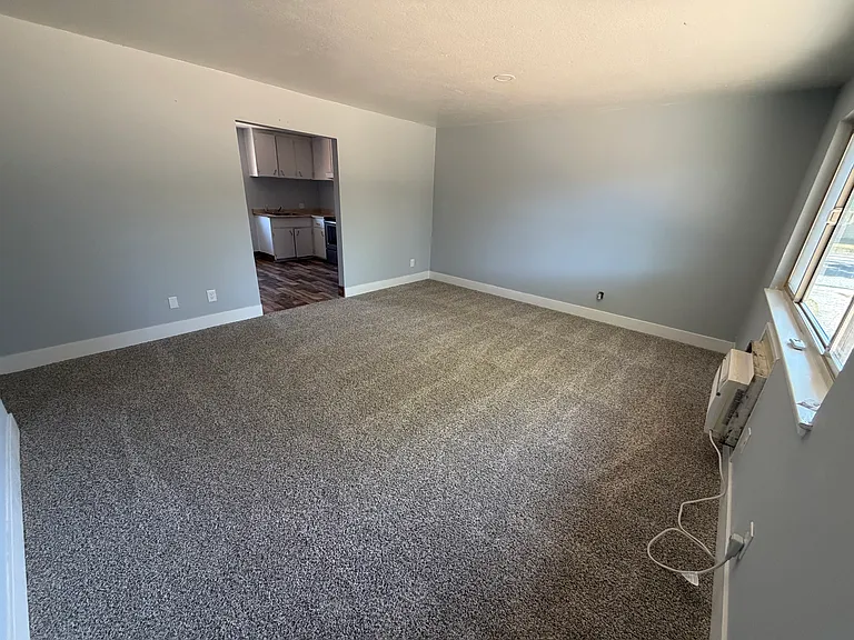 1923 Pine St #1923 — Photo 8