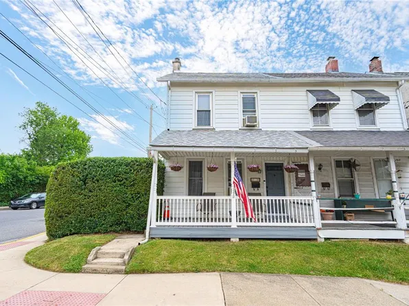 226 S 5th St, Emmaus, PA 18049