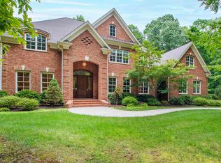 1217 Enderbury Dr, Raleigh, NC 27614