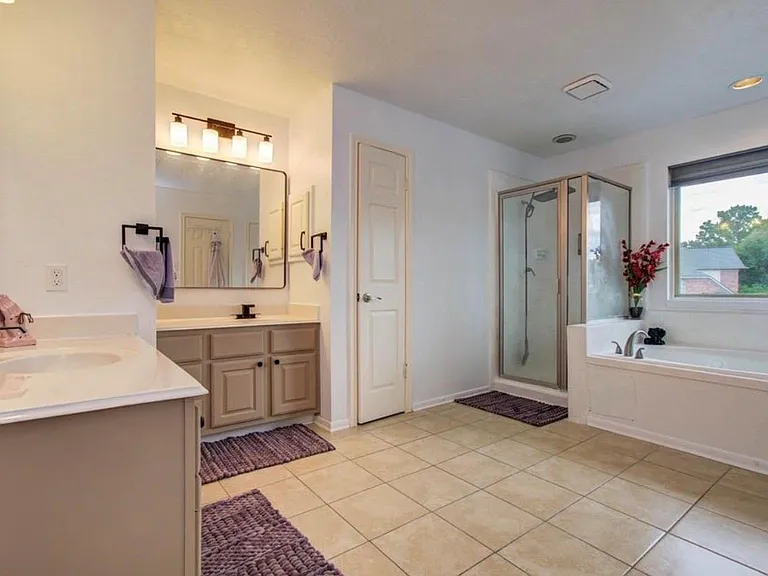 7826 Granite Ridge Ln — Photo 30