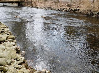 438 Marshalls Creek Rd, East Stroudsburg, PA 18302