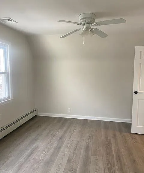12 Bayview Ave — Photo 13