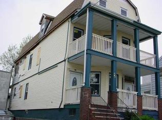 355 Prospect St, Perth Amboy, NJ 08861