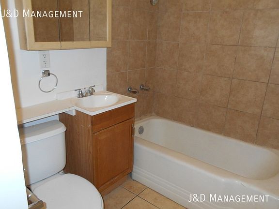 5th image of 505 21st St APT 5