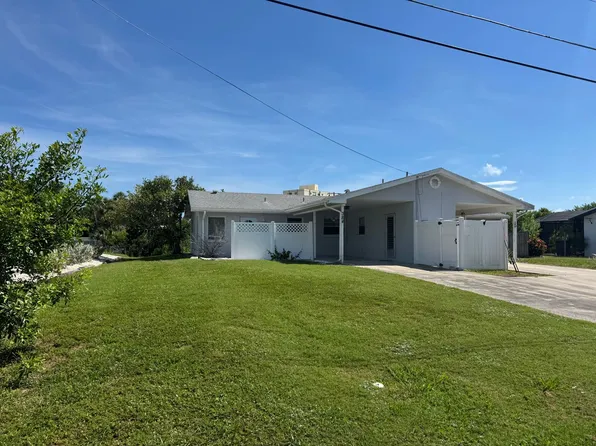 384 Flamingo Dr, Venice, FL 34285
