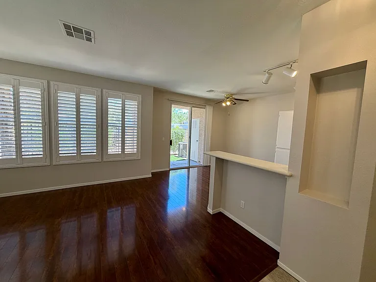 251 S Green Valley Pkwy #4011 — Photo 4