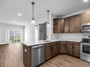 284 N Walnut St #109, Bath, PA 18014