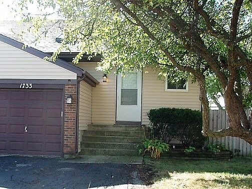 1st image of 1733 Howe Ln