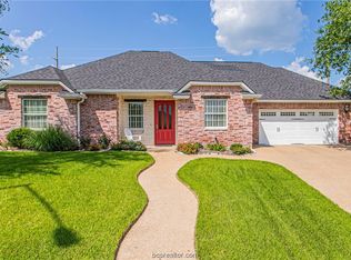 8421 Turtle Rock Loop, College Station, TX 77845