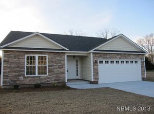 103 Perry Meadow Dr, New Bern, NC 28562