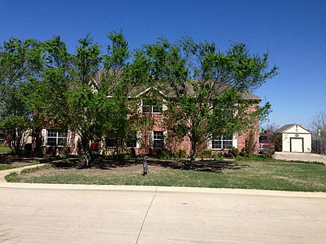 1st image of 107 Julia Dr