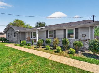 190 Wessington Pl, Hendersonville, TN 37075
