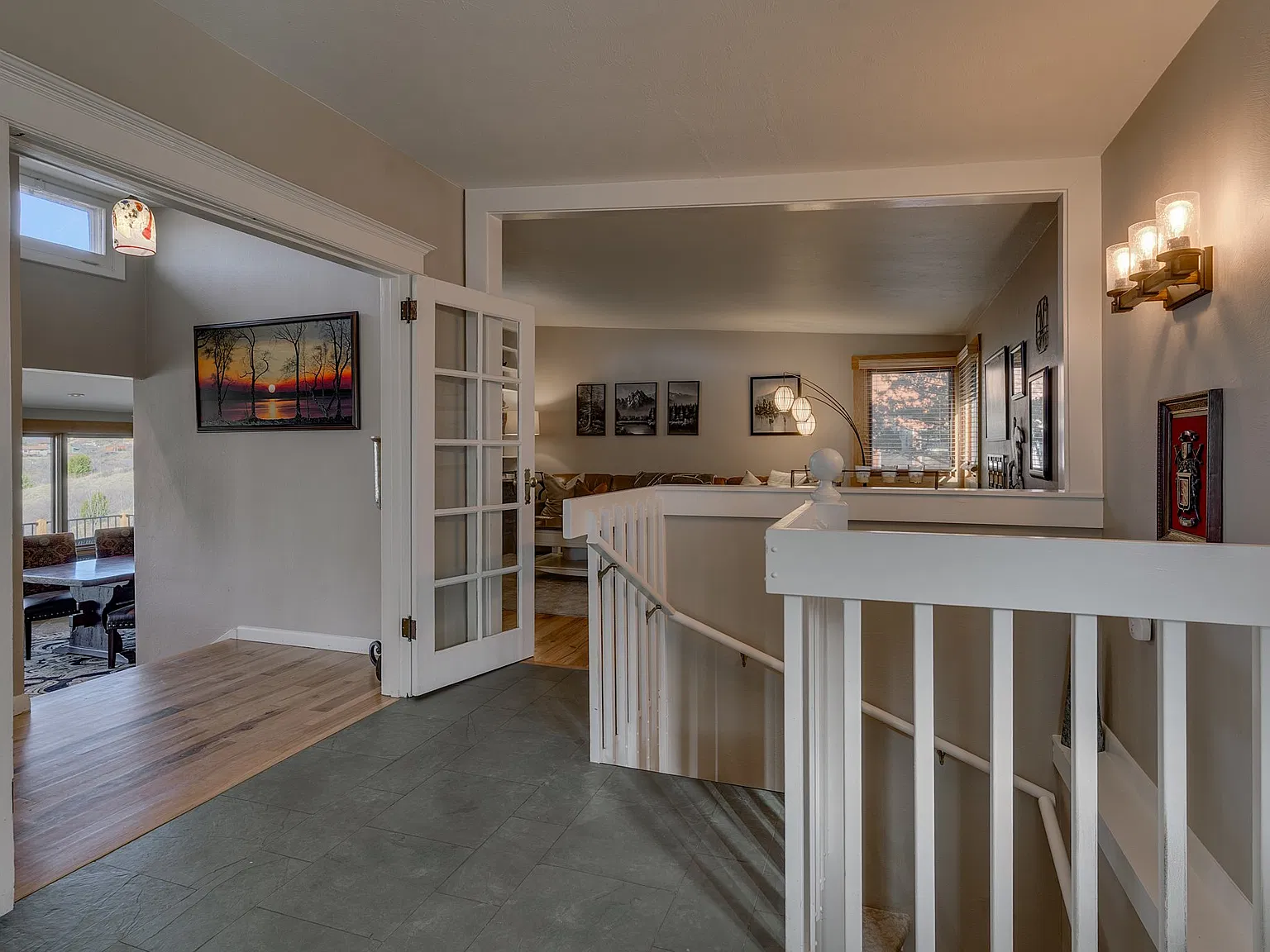 3 bed, 2130 sqft, $3,900 — Photo 2