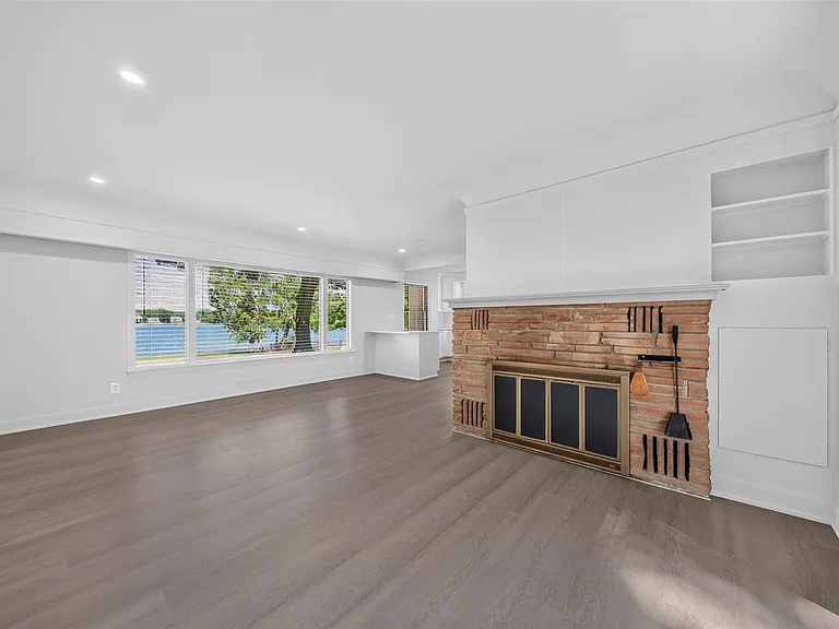 2079 Klingensmith Rd — Photo 12