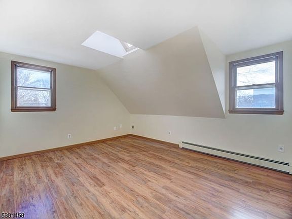 3rd image of 60 Greenwood Ave