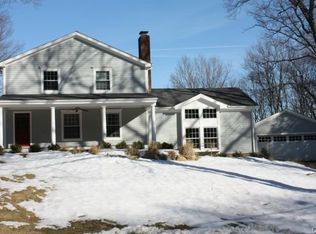 134 Rolling Ridge Rd, Fairfield, CT 06824