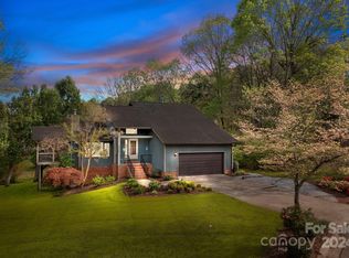 586 Mirawood Trl NE, Concord, NC 28025
