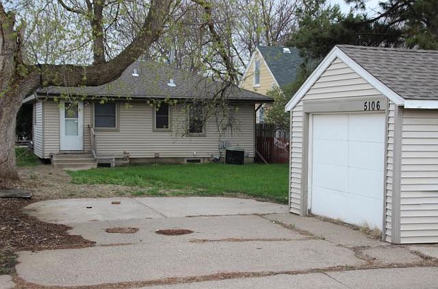 2nd image of 5106 Russell Ave N