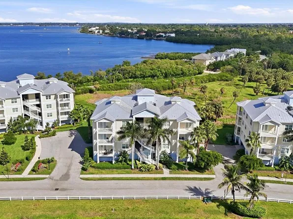 7920 34TH AVENUE W #303, BRADENTON, FL 34209