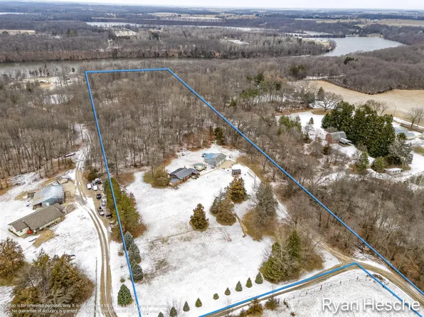 8351 Goodwin Rd, Lyons, MI 48851