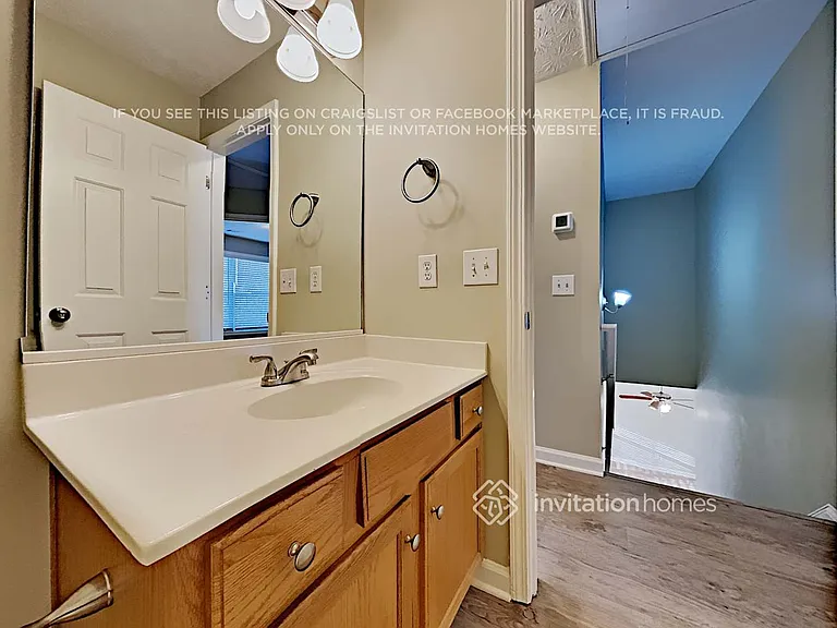 327 Providence Rd — Photo 13