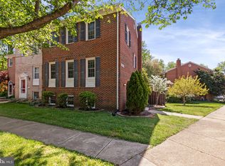 8355 Thompson Rd, Annandale, VA 22003