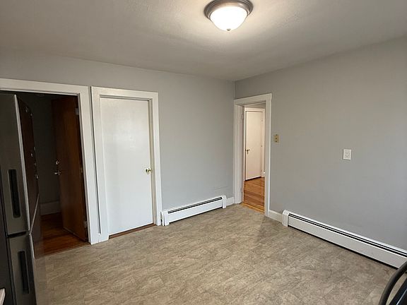 4th image of 25-27 West St #2