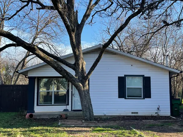 813 S College St, Waxahachie, TX 75165