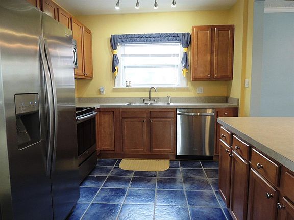 4th image of 6630 Iris Ave