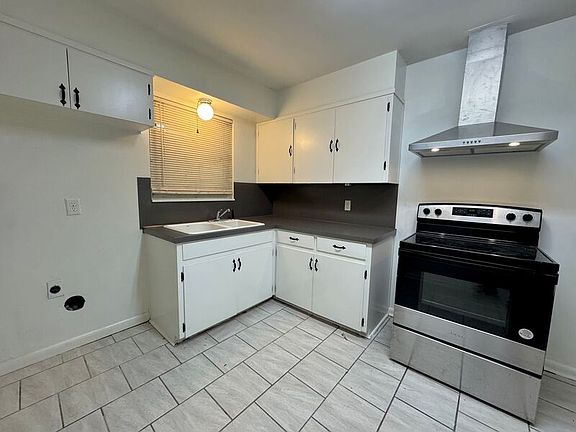 4th image of 103 Park Cir