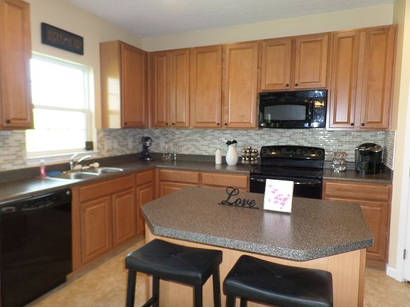 5th image of 6399 Arabian Dr