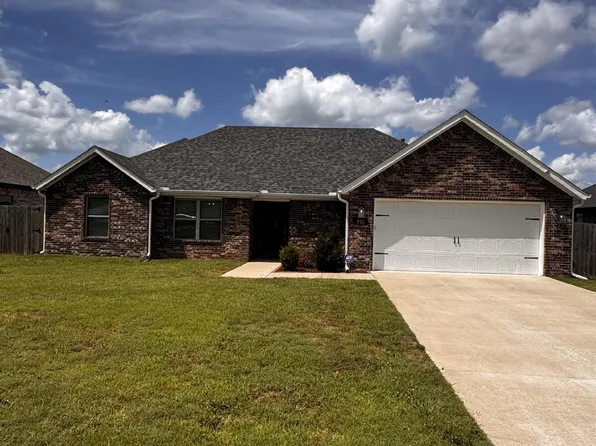 903 Lawlis Rd, Siloam Springs, AR 72761