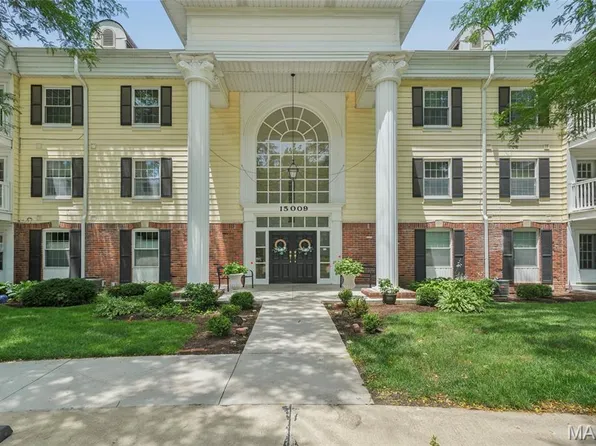 15009 Claymoor Ct APT 10, Chesterfield, MO 63017