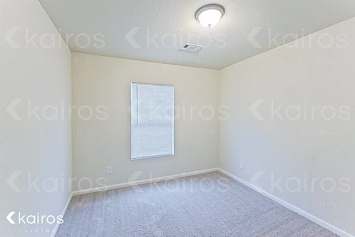 15601 Briar Forest Dr — Photo 8