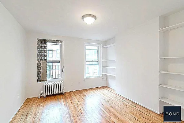 Rented by Bond New York | media 8