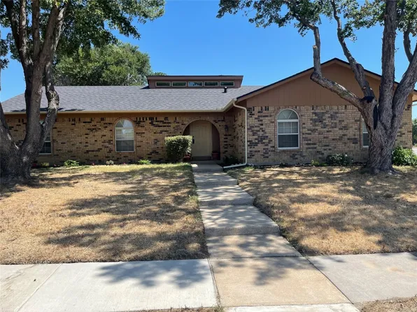 8800 Main St, North Richland Hills, TX 76182