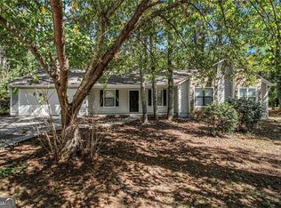 1748 Charmeth Rd, Lithonia, GA 30058