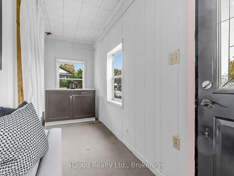 1303 Woodbine Ave — Photo 17