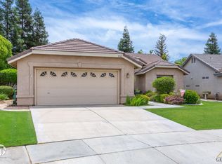 9707 Cinderella Ave, Bakersfield, CA