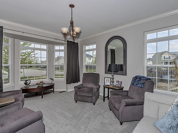 5th image of 286 Springwood Dr