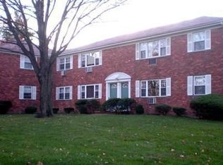 1297B Valley Rd, Wayne, NJ 07470