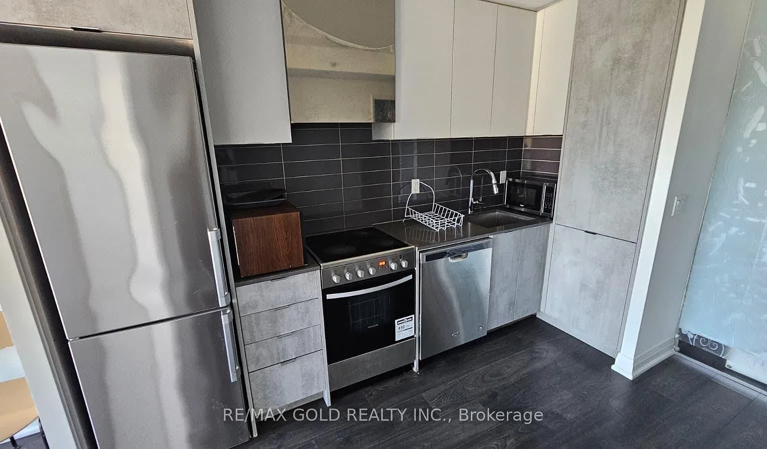 3 bed, $2,600 — Photo 3