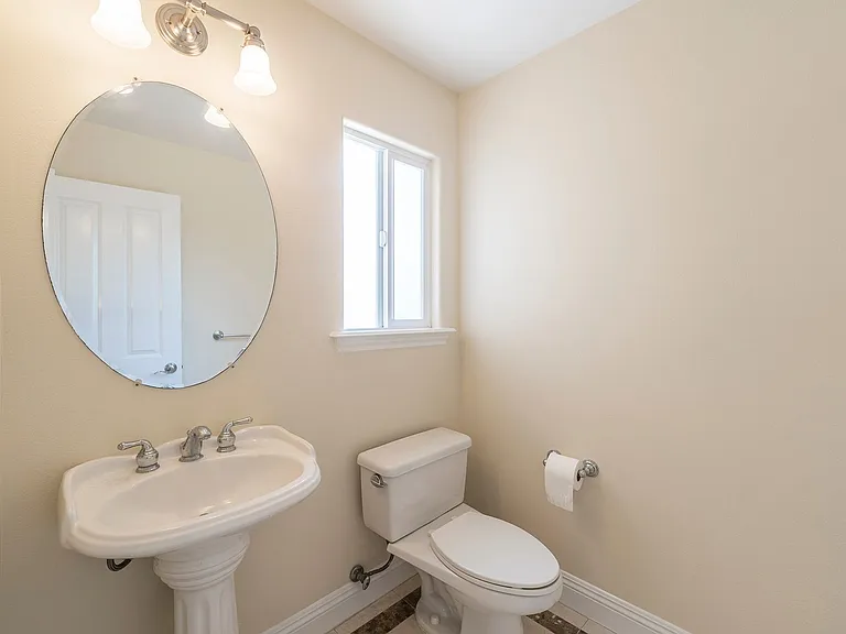 2213 Carnegie Ln #C — Photo 29