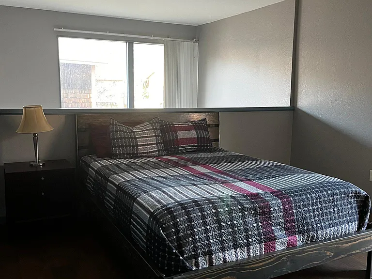 1066 Cabrillo Park Dr #A — Photo 30