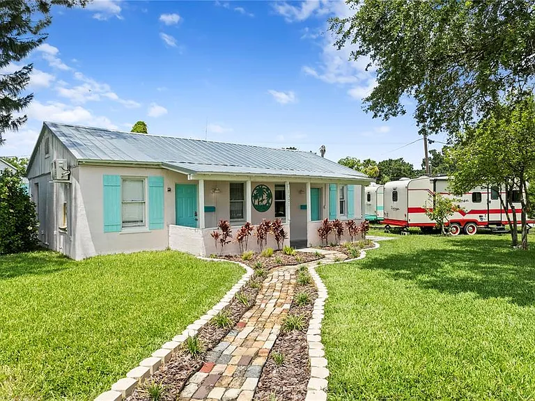 1305 S Bermuda Blvd #A — Photo 4