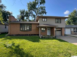 8222 Ralston Ave, Ralston, NE 68127
