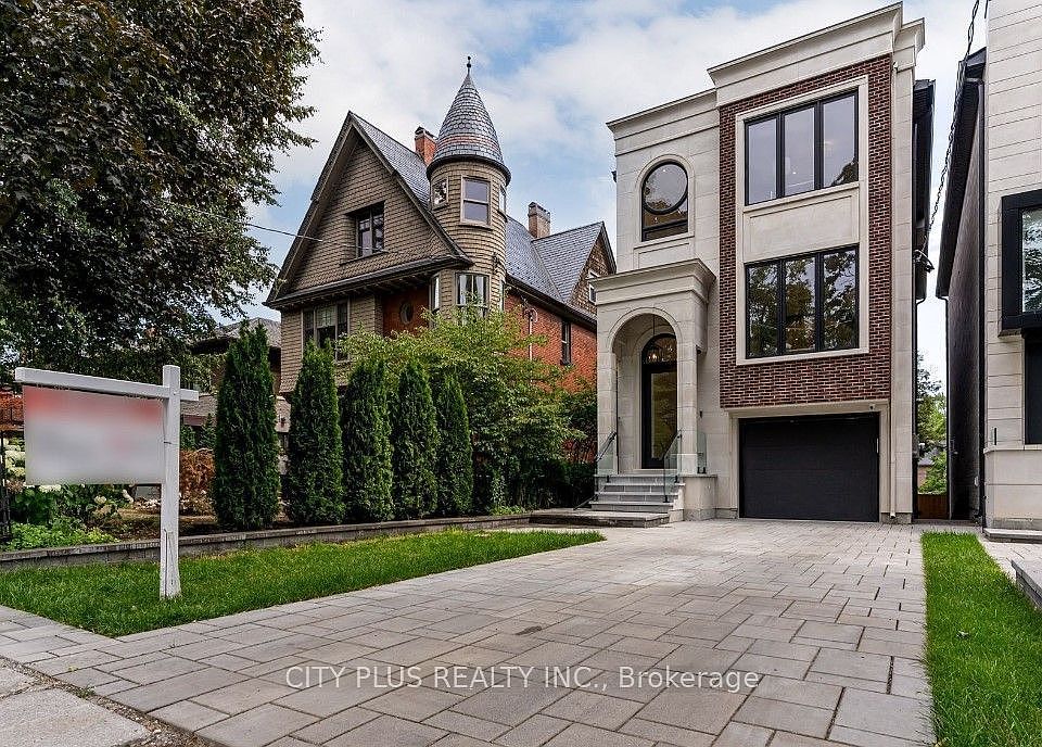 1st image of 119 Glengrove Ave W