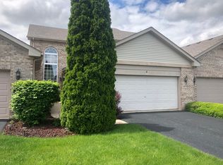 58 Iliad Dr, Tinley Park, IL 60477